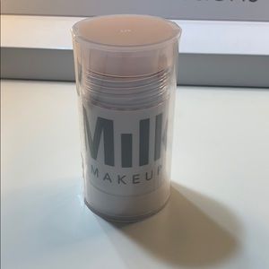 Milk makeup Highlighter